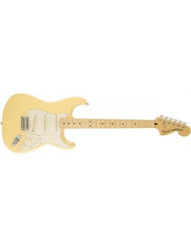 Deluxe Roadhouse™ Stratocaster® Maple Fingerboard, Vintage White